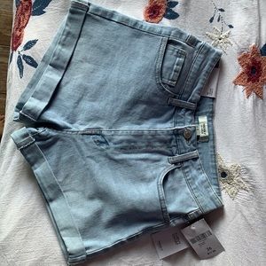 Forever 21 High Rise Curvy Fit Shorts Size 26